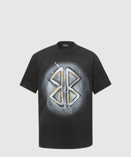 발렌시아가 티셔츠