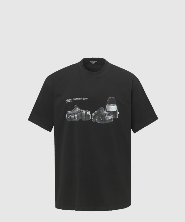 발렌시아가 티셔츠