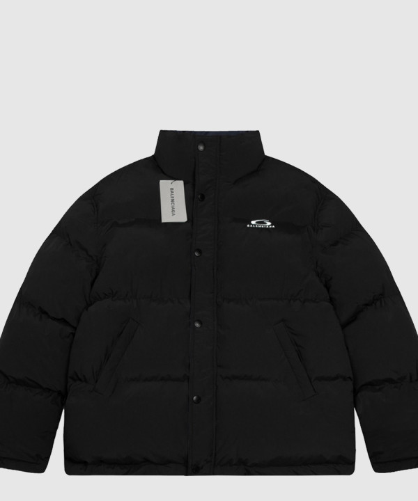 발렌시아가 다운 재킷