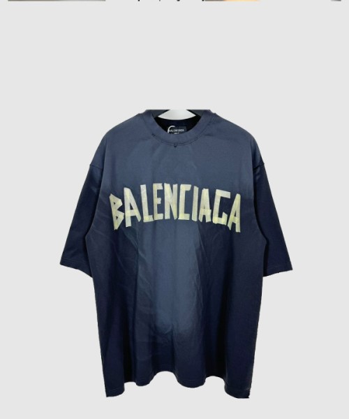 발렌시아가 로고 프린트 반팔