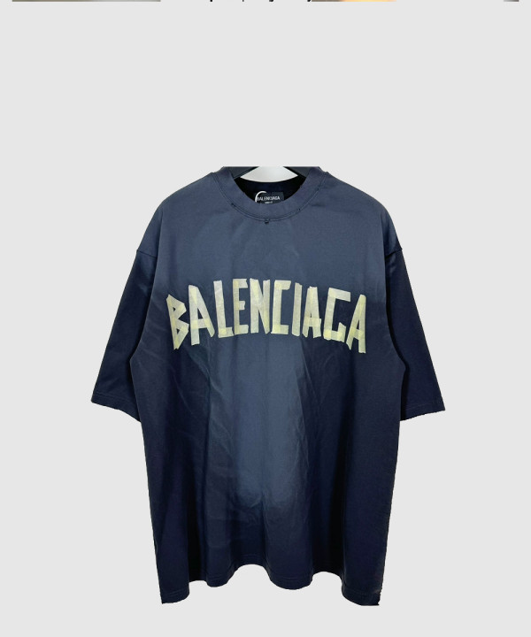 발렌시아가 로고 프린트 반팔