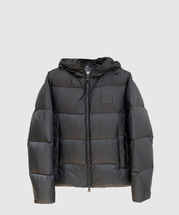 버버리 쇼트 다운 재킷