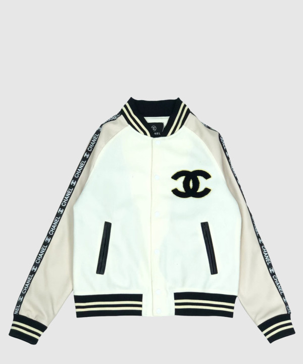 샤넬 로고 쇼트 코트