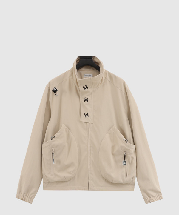 샤넬 로고 쇼트 코트