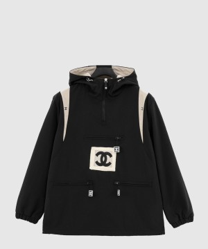 샤넬 로고 쇼트 코트