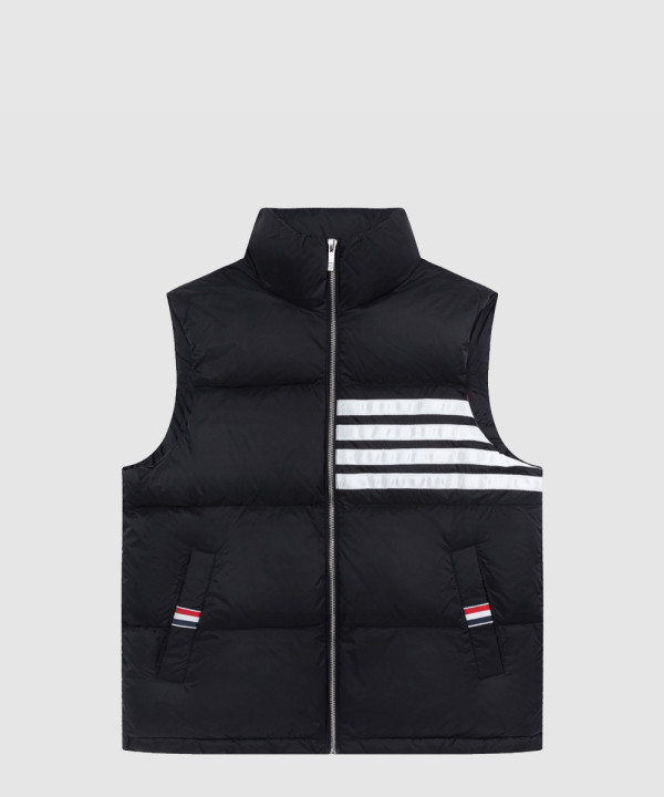 톰브라운 민소매 다운 재킷