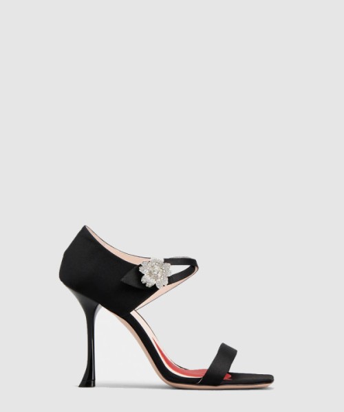 로저비비에 버클 펌프스 6223