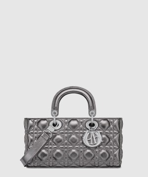 디올 Lady D-Joy 미디엄백 M0540