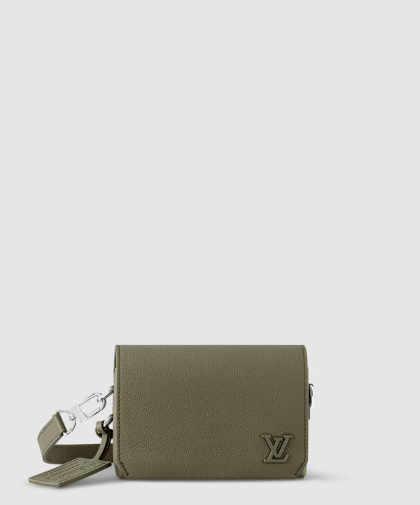 루이비통 패스트라인 웨어러블 월릿 M82086