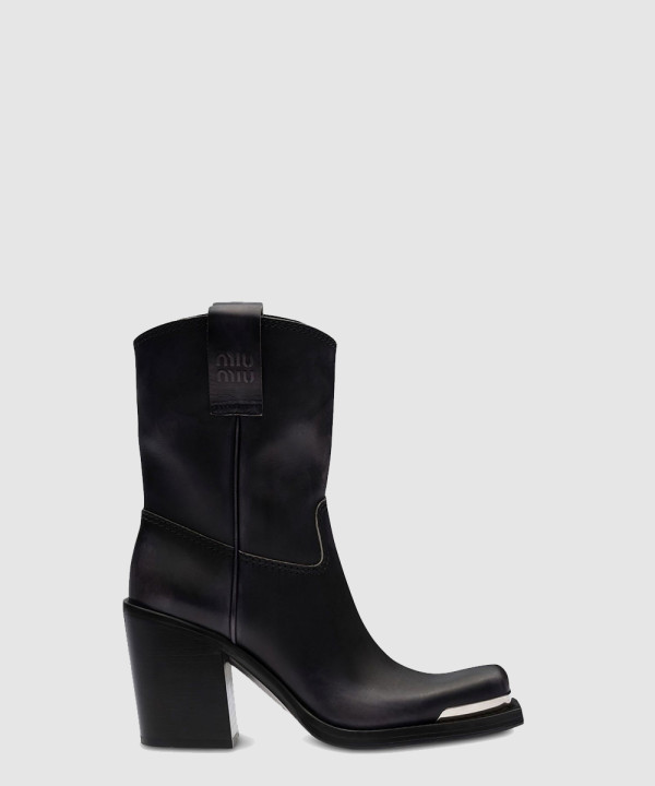 미우미우 가죽 부티 5T860D
