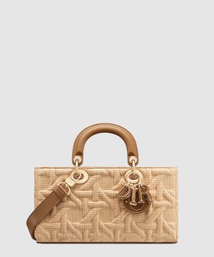 디올 레이디 디조이백 미듐 M0540