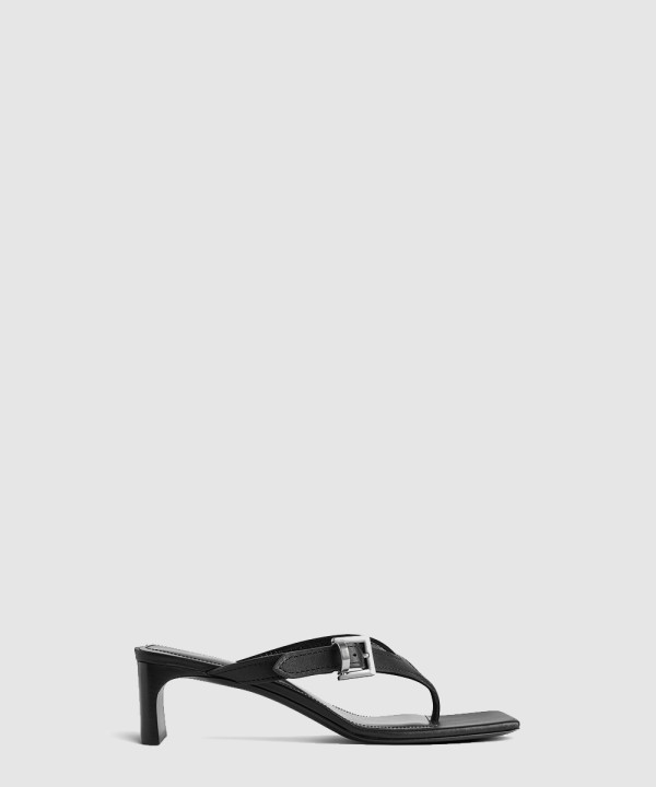 발렌시아가 벨 에어 샌들 827908