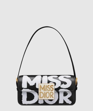 디올 미스 플랩백 M2610