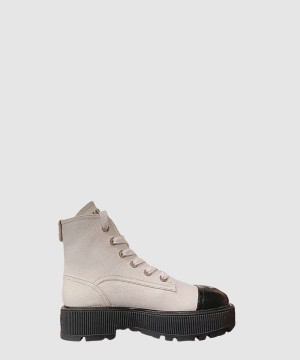 샤넬 쇼트 부츠 G45124