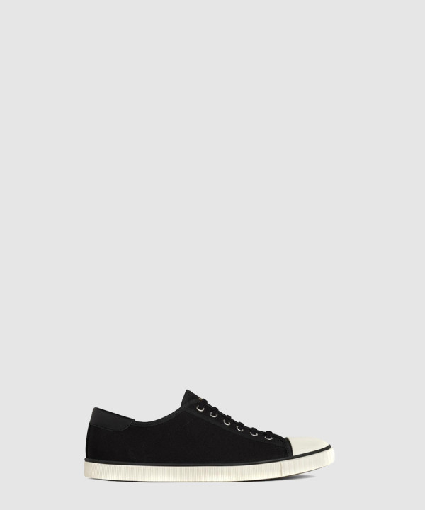 셀린느 스니커즈 337432