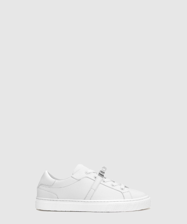 에르메스 데이 스니커즈