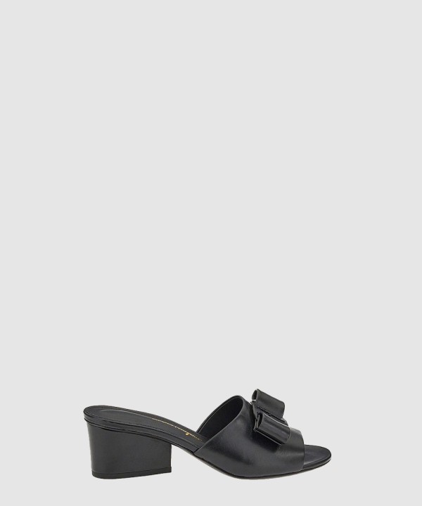 페레가모 샌들 01C145