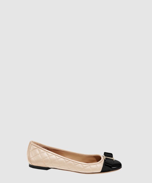 페레가모 바리나 발레리나 01M831