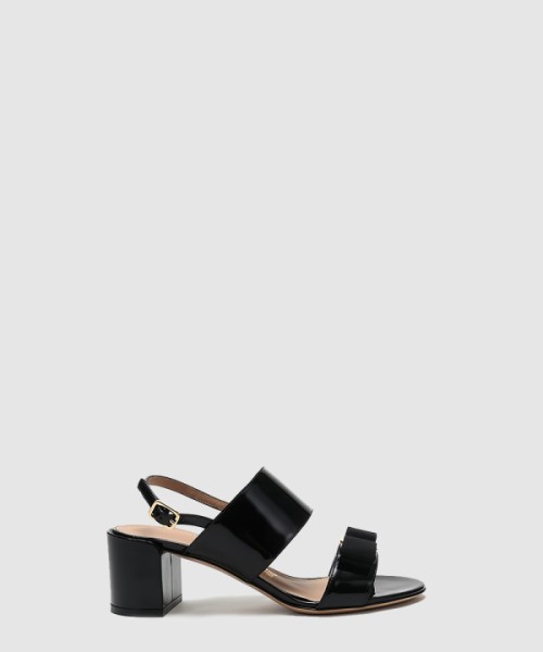 페레가모 샌들 01Q976