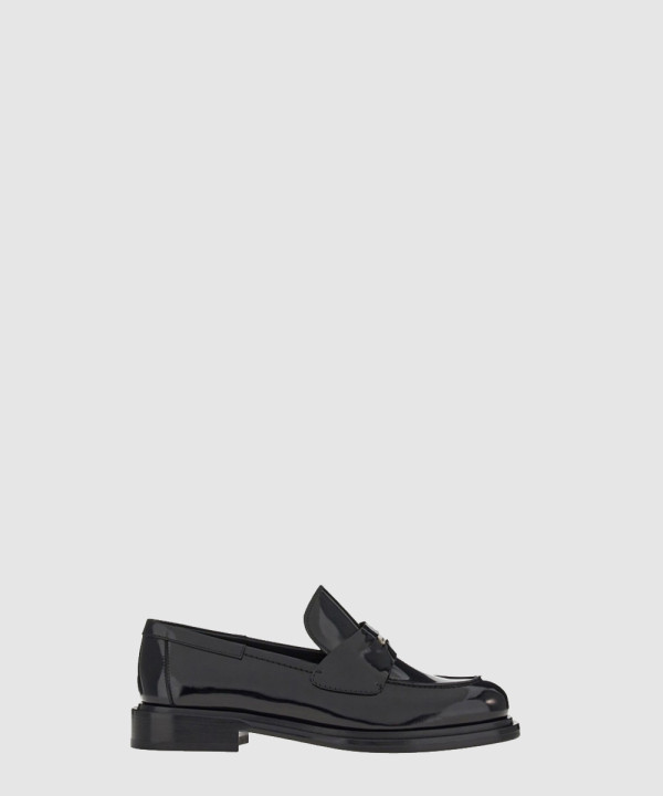 페레가모 로퍼 01C804