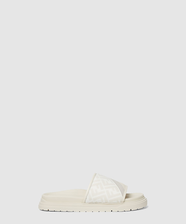 펜디 다이고널 슬라이드 7X1674