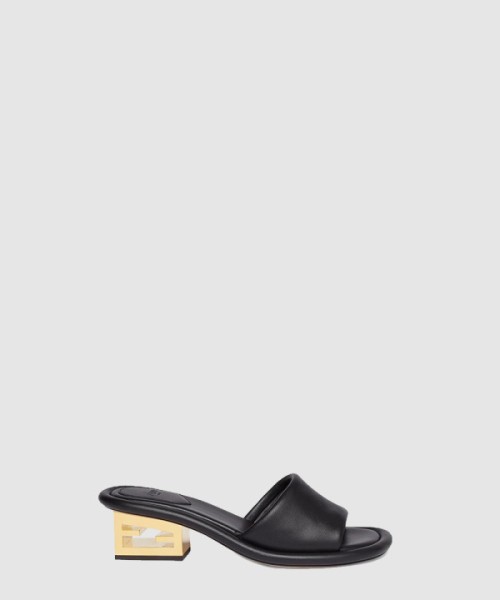 펜디 샌들 8R8412