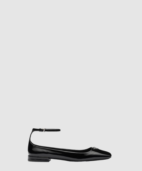 프라다 플랫슈즈 1F036N