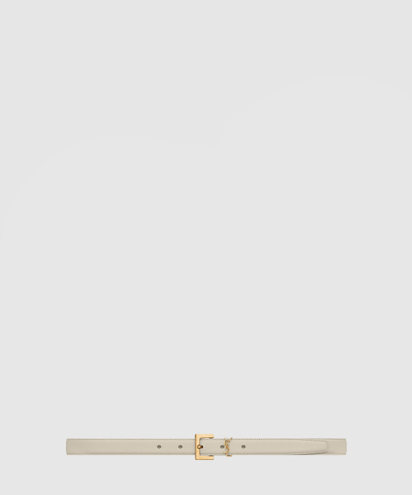 생로랑 래커 처리된 가죽 소재의 CASSANDRE 스퀘어 버클 장식 얇은 벨트 554465