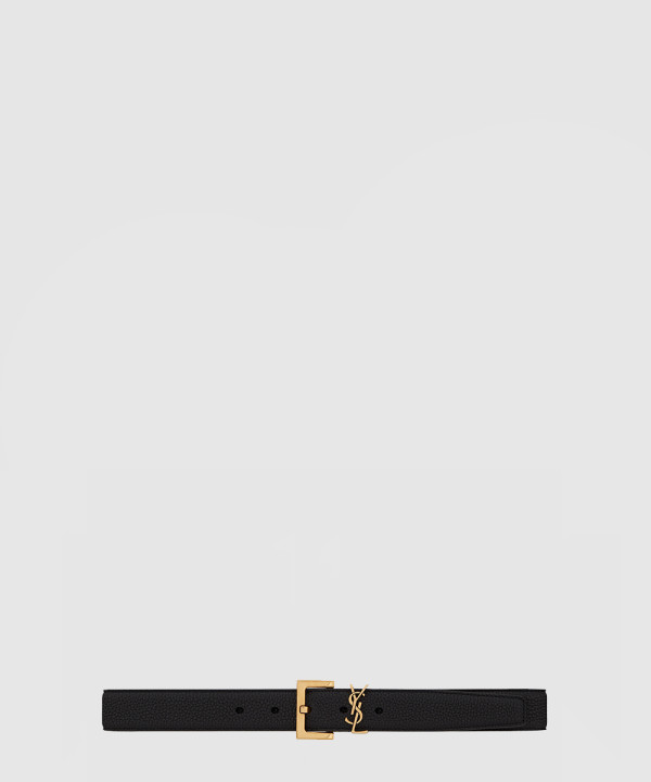 생로랑 스퀘어 버클을 장식한 그레인 가죽 소재의 벨트 634437