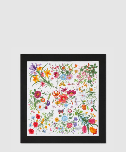 구찌 프린트 실크 트윌 까레 821061