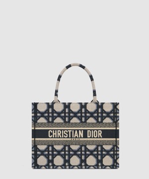 디올 북 토트백 미듐 M1296