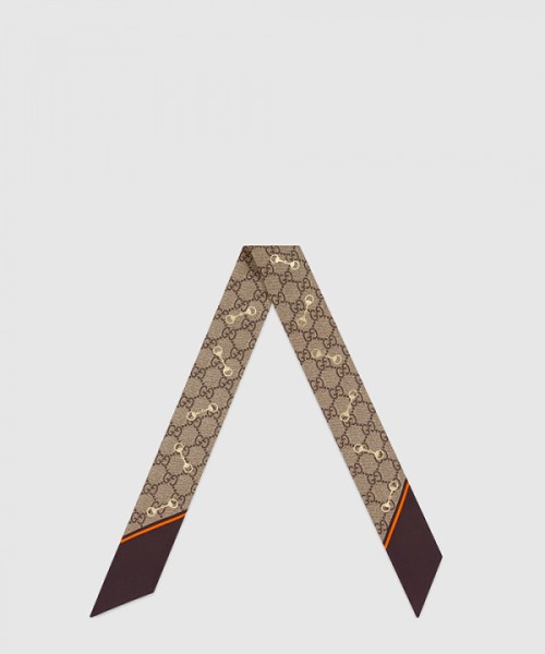 구찌 GG 프린트 홀스빗 실크 넥 보우 6637193