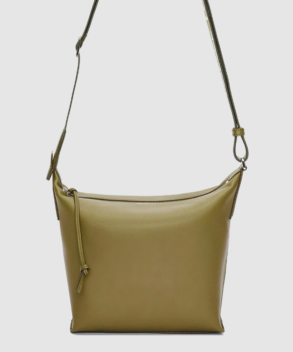 로에베 숄더 크로스백