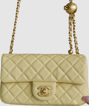 샤넬 클래식 골드볼 플랩백 미니 옐로우