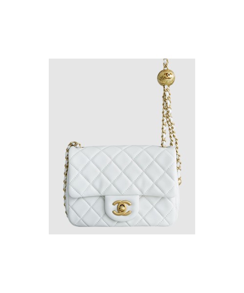 샤넬 클래식 골드볼 플랩백 미니 화이트