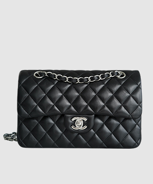 샤넬 클래식 스몰 블랙 은장 램스킨