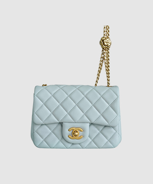 샤넬 클래식 플랩백 뉴미니 라이트블루 금장 까멜리아