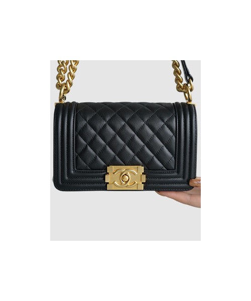 샤넬 보이백 스몰 블랙 금장 캐비어