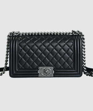 샤넬 보이백 미듐 블랙 은장 램스킨