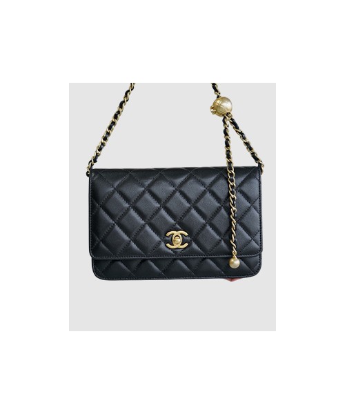 샤넬 WOC 골드볼 블랙 금장 램스킨