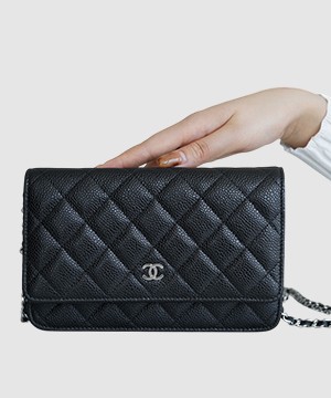 샤넬 클래식 WOC 블랙 은장 캐비어