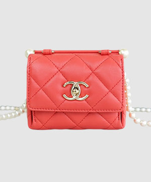 샤넬 24SS 진주 체인 미니백 램스킨 레드 AP4006