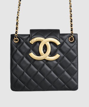 샤넬 24C 크루즈 레트로 라지 램스킨 블랙