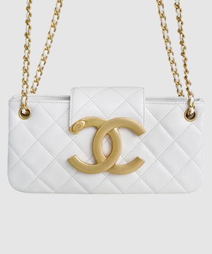 샤넬 24C 크루즈 메신저 백 라지 빅로고 화이트
