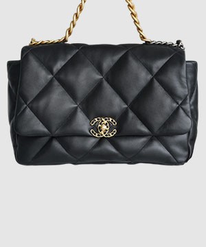 샤넬 19백 맥시 체인 램스킨 화이트