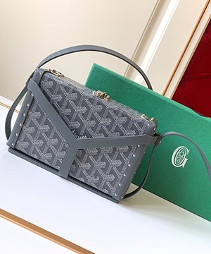 고야드 19FW 트렁크 스트랩백 그레이