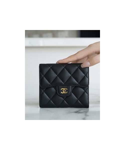 샤넬 클래식 체인 카드지갑 램스킨 금장 AP0238