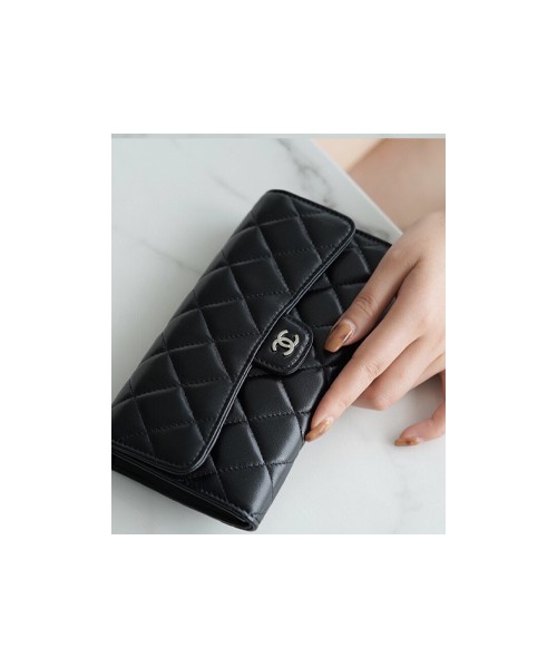 샤넬 장지갑 램스킨 은장 A80758