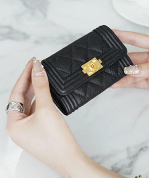 샤넬 보이 플랩 체인 카드지갑 캐비어 금장