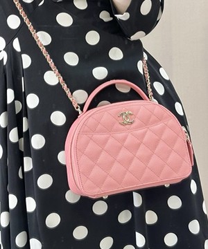 샤넬 25C 볼링백 크루즈 하프문 탑핸들 AP4438